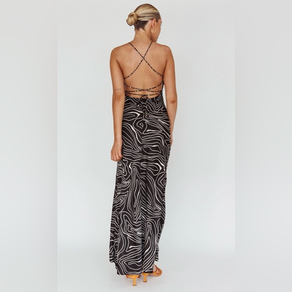 Here Comes The Sun Dresses & Skirts - Here Come Sun Halter Lace Up Maxi Dress Small Brown Swirl Summer Resort Vacation